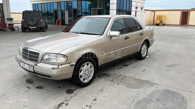 Mercedes C 180-8