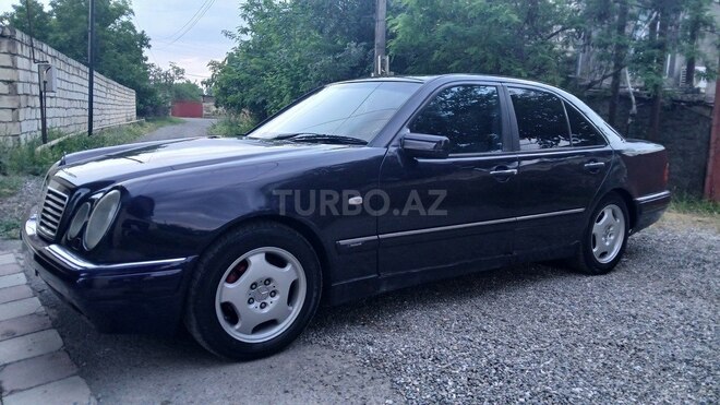 Mercedes E 240 1997, 318,652 km - 2.4 l - Ağstafa