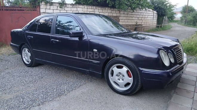 Mercedes E 240 1997, 318,652 km - 2.4 l - Ağstafa
