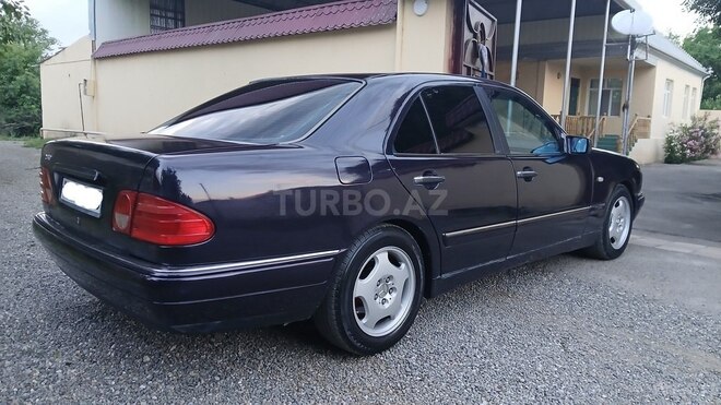 Mercedes E 240 1997, 318,652 km - 2.4 l - Ağstafa
