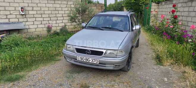 Opel Astra 1997, 271,000 km - 1.6 l - Xaçmaz
