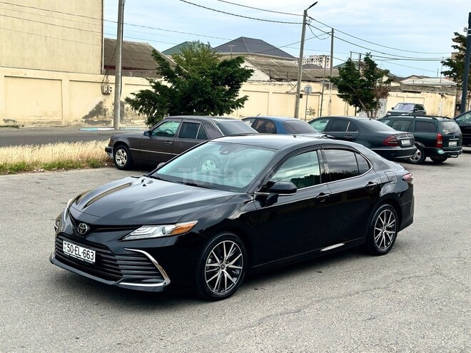 Toyota Camry-4