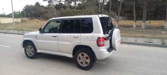 Mitsubishi Pajero io 2001, 301,000 km - 2.0 л - Sumqayıt