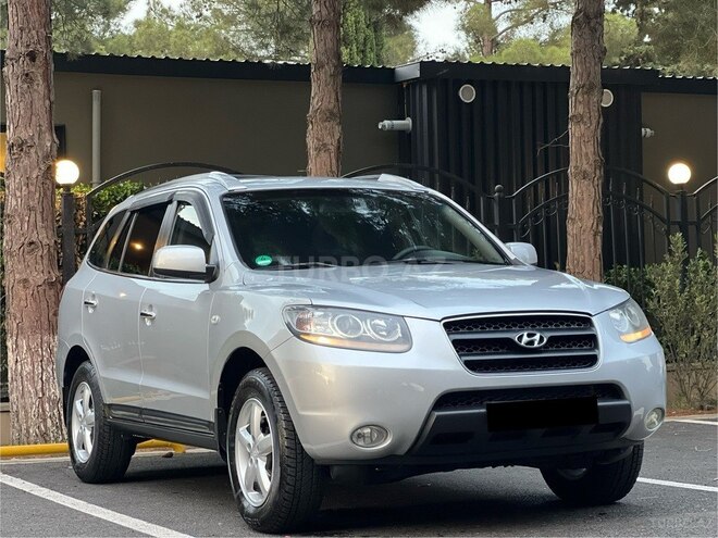 Hyundai Santa Fe-1