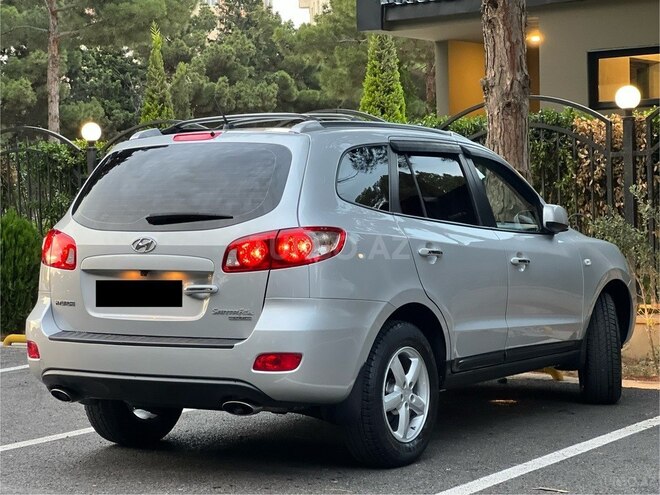 Hyundai Santa Fe-11