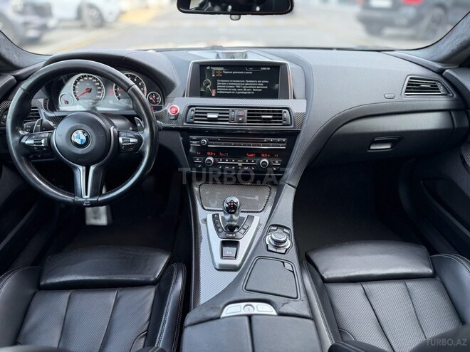 BMW M6-19