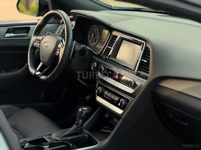 Hyundai Sonata 2018, 95,000 km - 2.0 l - Gəncə