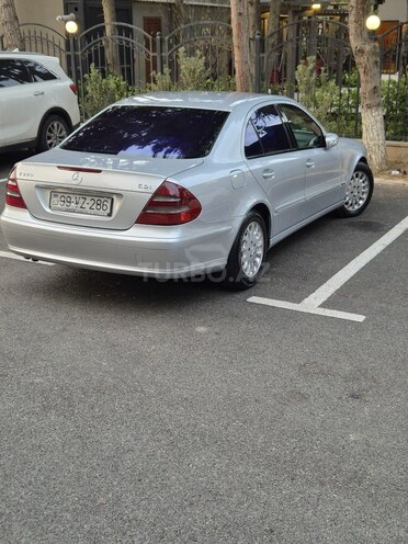 Mercedes E 220 d 2005, 368,558 km - 2.2 l - Bakı