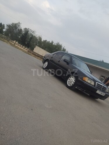 Mercedes C 220 d 1993, 500,000 km - 2.2 л - Salyan