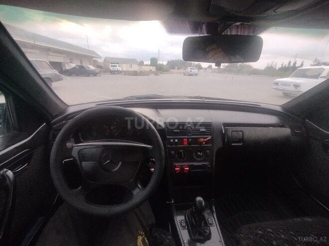 Mercedes C 220 d 1993, 500,000 km - 2.2 л - Salyan