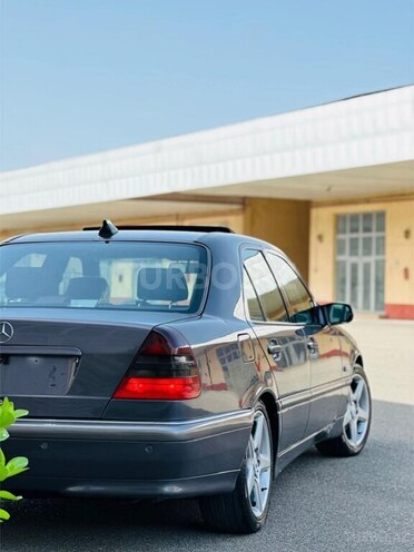 Mercedes C 240 1998, 25,753 km - 2.4 l - Göyçay