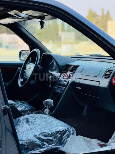 Mercedes C 240 1998, 25,753 km - 2.4 l - Göyçay