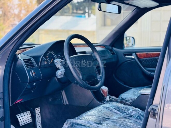 Mercedes C 240 1998, 25,753 km - 2.4 l - Göyçay