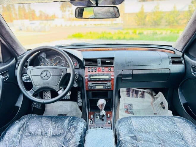 Mercedes C 240 1998, 25,753 km - 2.4 l - Göyçay
