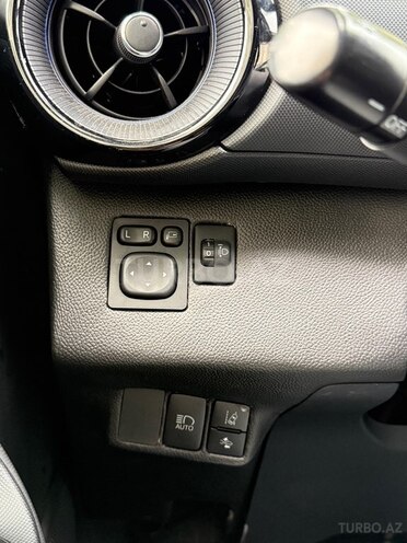 Toyota Aqua 2019, 83,000 km - 1.5 l - Bakı