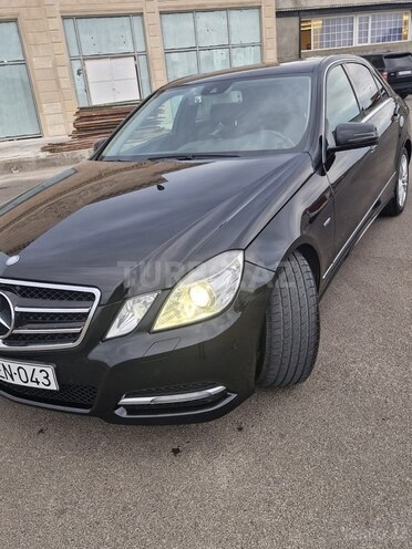 Mercedes E 220 d 2012, 117,000 km - 2.2 l - Bakı