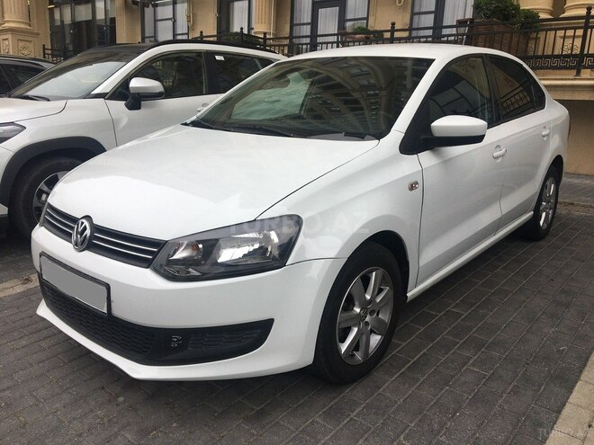 Volkswagen Polo 2015, 202,000 km - 1.6 l - Bakı