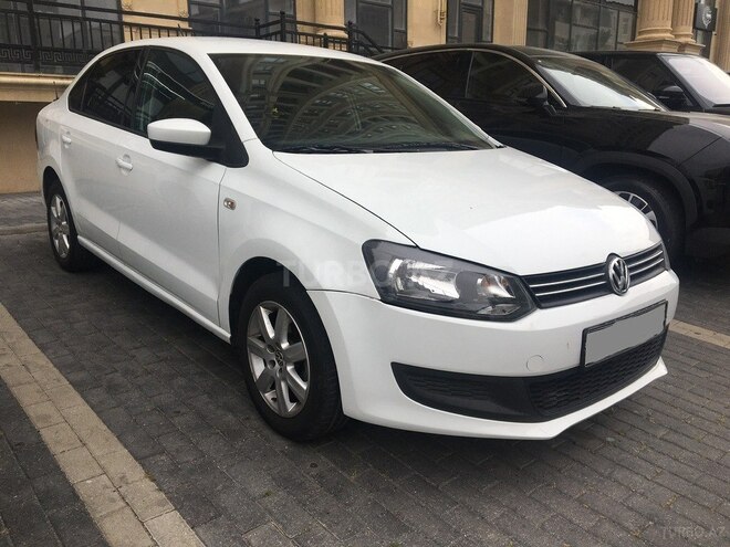 Volkswagen Polo 2015, 202,000 km - 1.6 l - Bakı