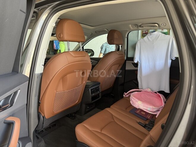 Audi Q7 2024, 15,000 km - 2.0 l - Bakı