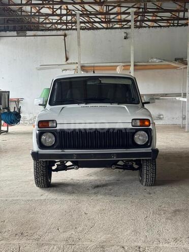 LADA (VAZ) Niva 2019, 97,000 km - 1.7 л - Astara
