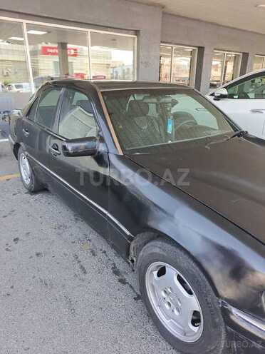 Mercedes C 220 1994, 300,000 km - 2.2 l - Bakı