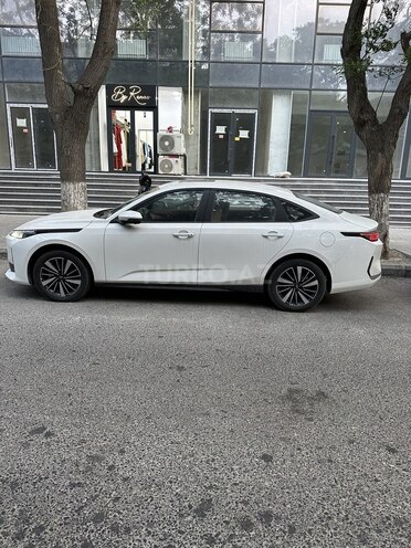 Changan Qiyuan A05 2025, 0 km - 1.5 л - Bakı
