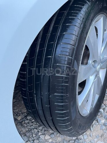 Hyundai Accent 2012, 273,000 km - 1.6 l - Bakı