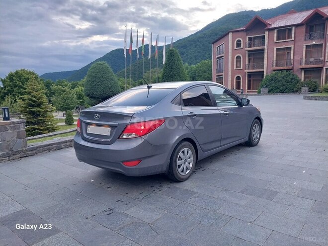 Hyundai Accent 2016, 173,809 km - 1.6 l - Qax
