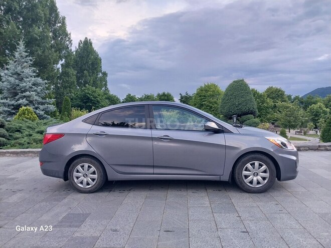 Hyundai Accent 2016, 173,809 km - 1.6 l - Qax