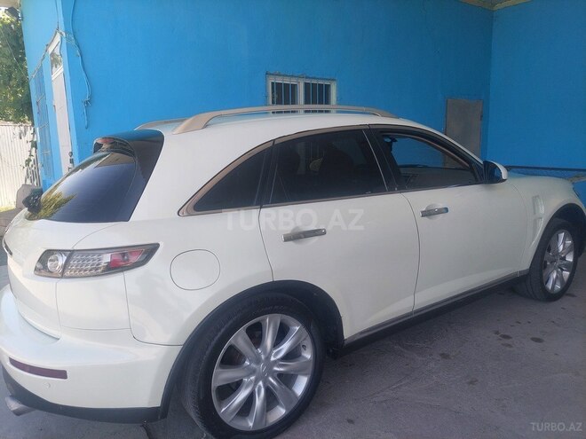 Infiniti FX35 2008, 24,000 km - 3.5 l - Ucar
