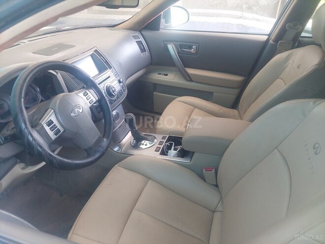 Infiniti FX35 2008, 24,000 km - 3.5 l - Ucar