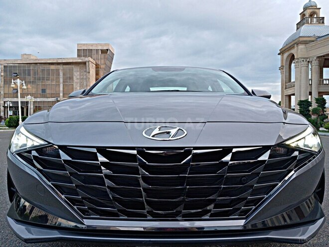 Hyundai Elantra 2022, 33,500 km - 1.6 l - Bakı