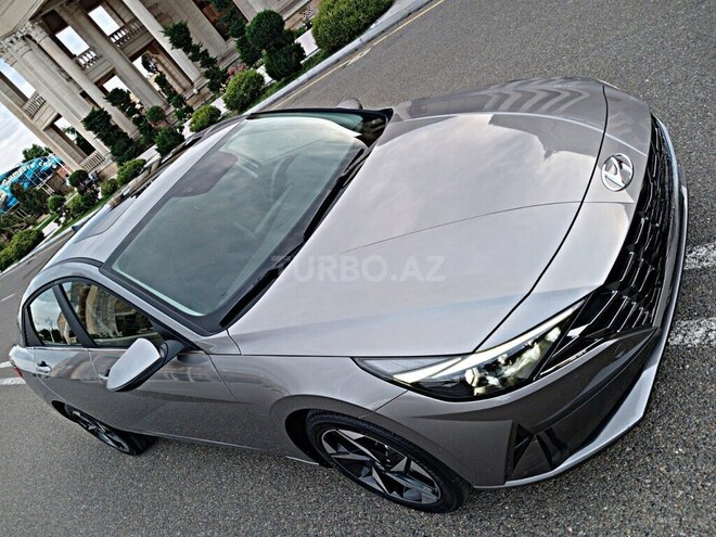 Hyundai Elantra 2022, 33,500 km - 1.6 l - Bakı