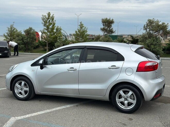 Kia Rio 2012, 250,000 km - 1.1 л - Sumqayıt