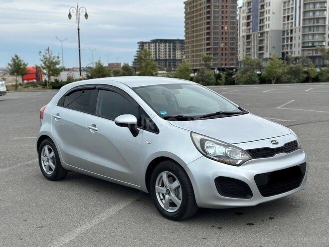 Kia Rio 2012, 250,000 km - 1.1 л - Sumqayıt