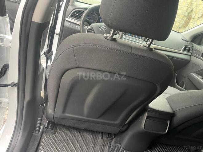 Hyundai Elantra 2017, 132,000 km - 2.0 l - Bakı