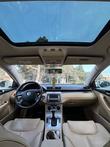 Volkswagen Passat 2006, 299,000 km - 2.0 l - Bakı
