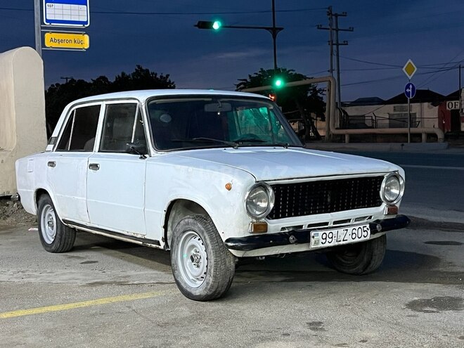 LADA (VAZ) 21011 1983, 280,000 km - 1.3 l - Bakı