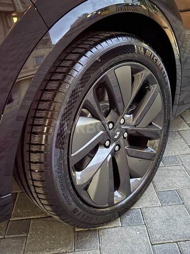 Li Auto L7 2025, 0 km - 1.5 l - Bakı