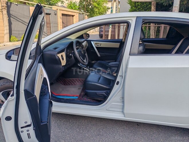 Toyota Corolla 2018, 46,000 km - 1.8 l - Bakı
