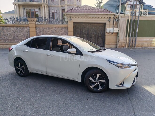 Toyota Corolla 2018, 46,000 km - 1.8 l - Bakı