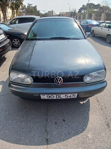 Volkswagen Golf 1996, 800,000 km - 2.0 l - Masallı