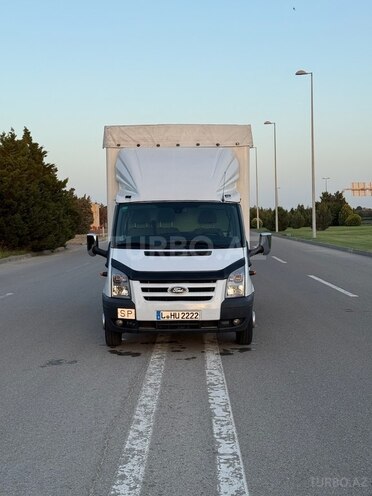 Ford Transit-3