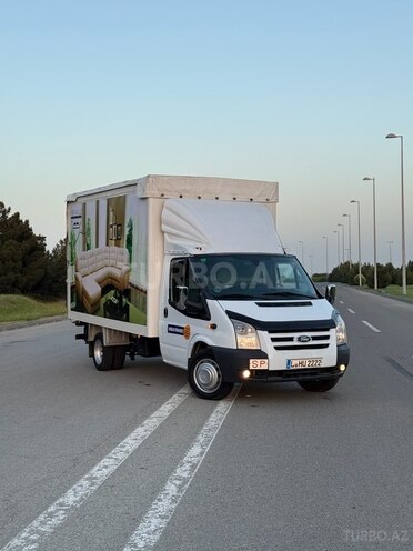 Ford Transit-2