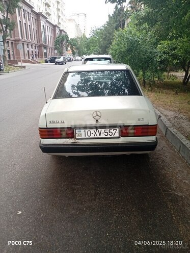 Mercedes 190 1989, 999,999 km - 2.0 л - Bakı