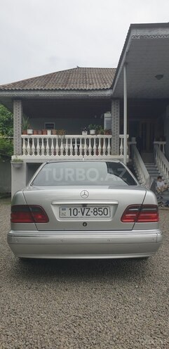 Mercedes E 320 2001, 582,000 km - 3.2 l - Lənkəran