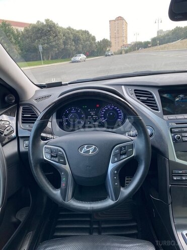Hyundai Grandeur 2015, 218,552 km - 2.2 л - Bakı
