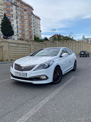 Hyundai Grandeur 2015, 218,552 km - 2.2 л - Bakı