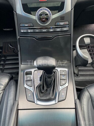 Hyundai Grandeur 2015, 218,552 km - 2.2 л - Bakı