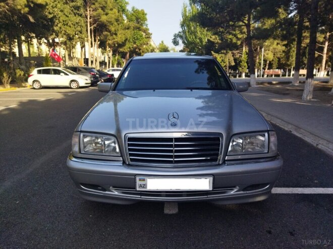 Mercedes C 200 1998, 260,000 km - 2.0 л - Sumqayıt